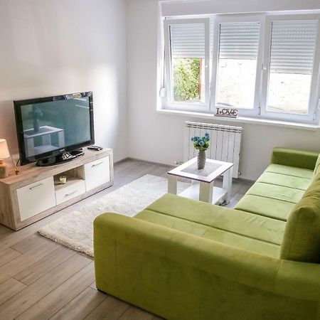 Lovely Apartment Omar Sarajevo Ngoại thất bức ảnh