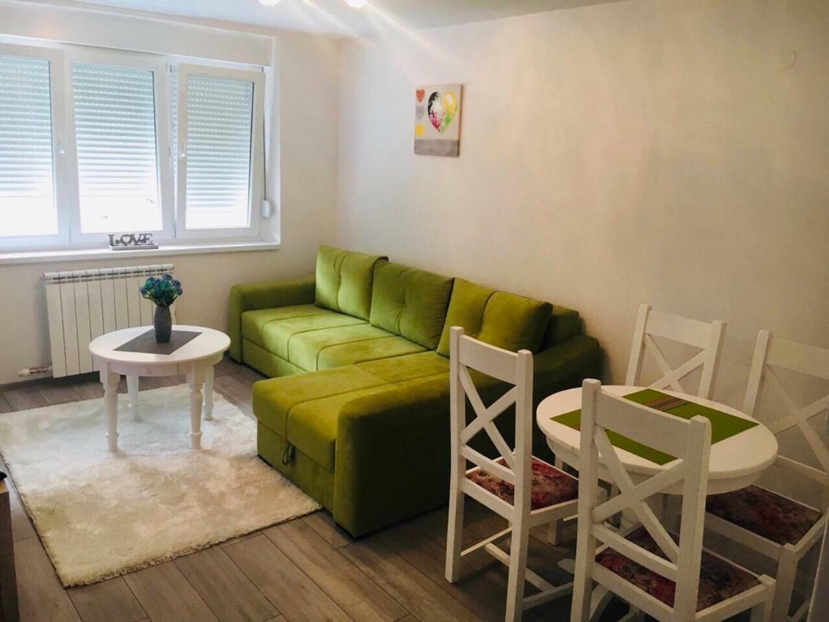 Lovely Apartment Omar Sarajevo Ngoại thất bức ảnh