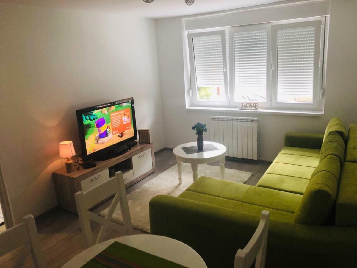Lovely Apartment Omar Sarajevo Ngoại thất bức ảnh